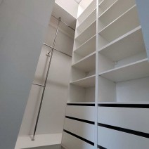 Didele_spinta_rubine_Kaunas_Diforma_124